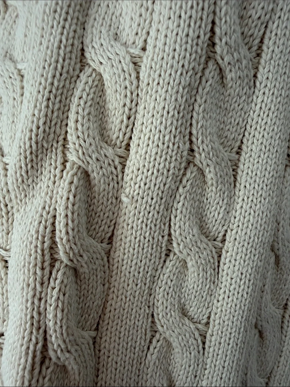 GAP Cream Cable Knit Crewneck Sweater